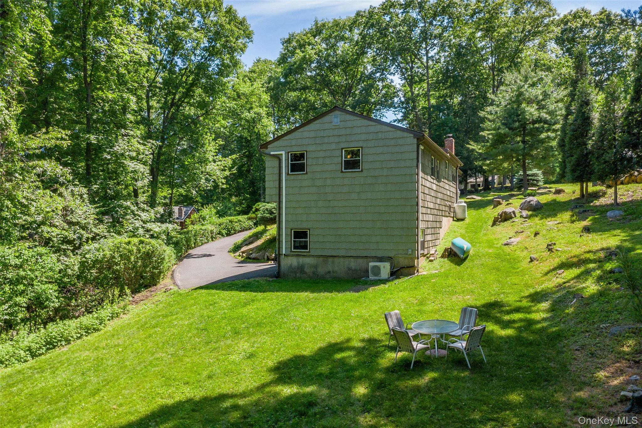 Single Family Dick Finn New Fairfield Ct Out Of Area, NY 06812, MLS-1010853-38