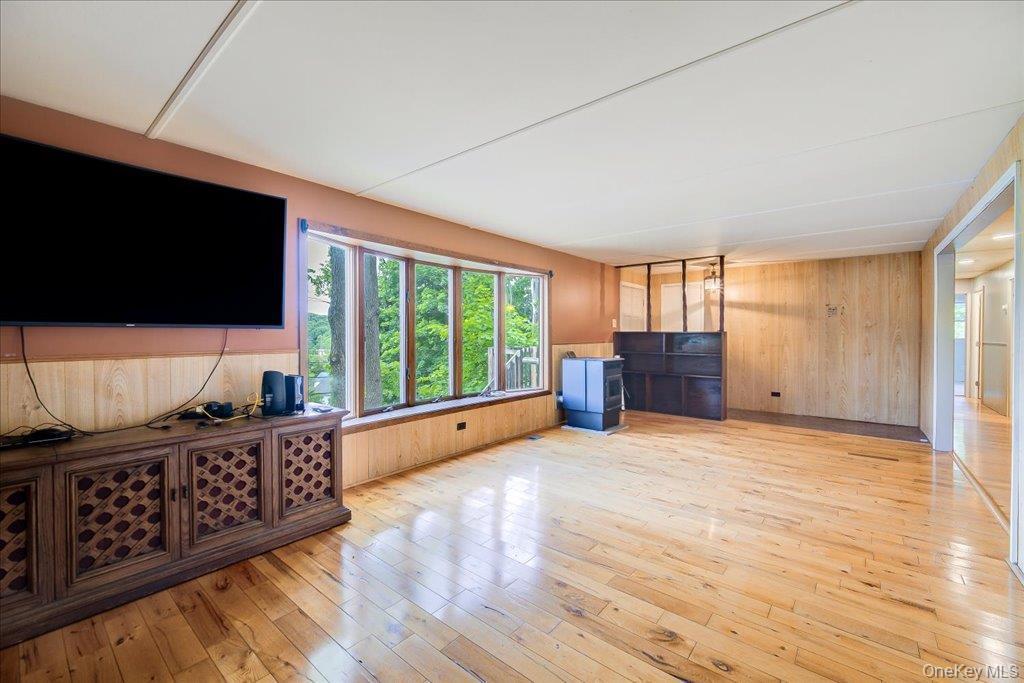 Single Family Moore Street Ulster County, NY 12401, MLS-1010862-11