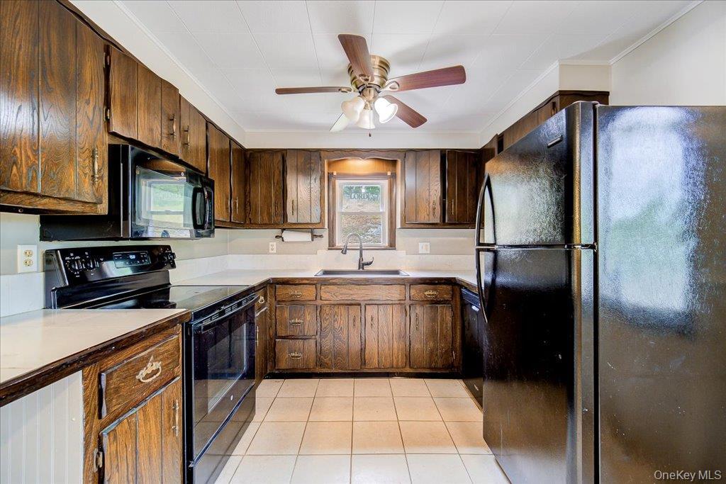 Single Family Moore Street Ulster County, NY 12401, MLS-1010862-17