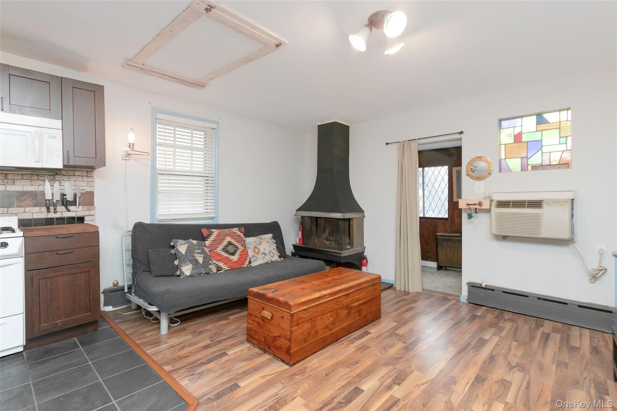 Single Family Tier  Bronx, NY 10464, MLS-1010881-16