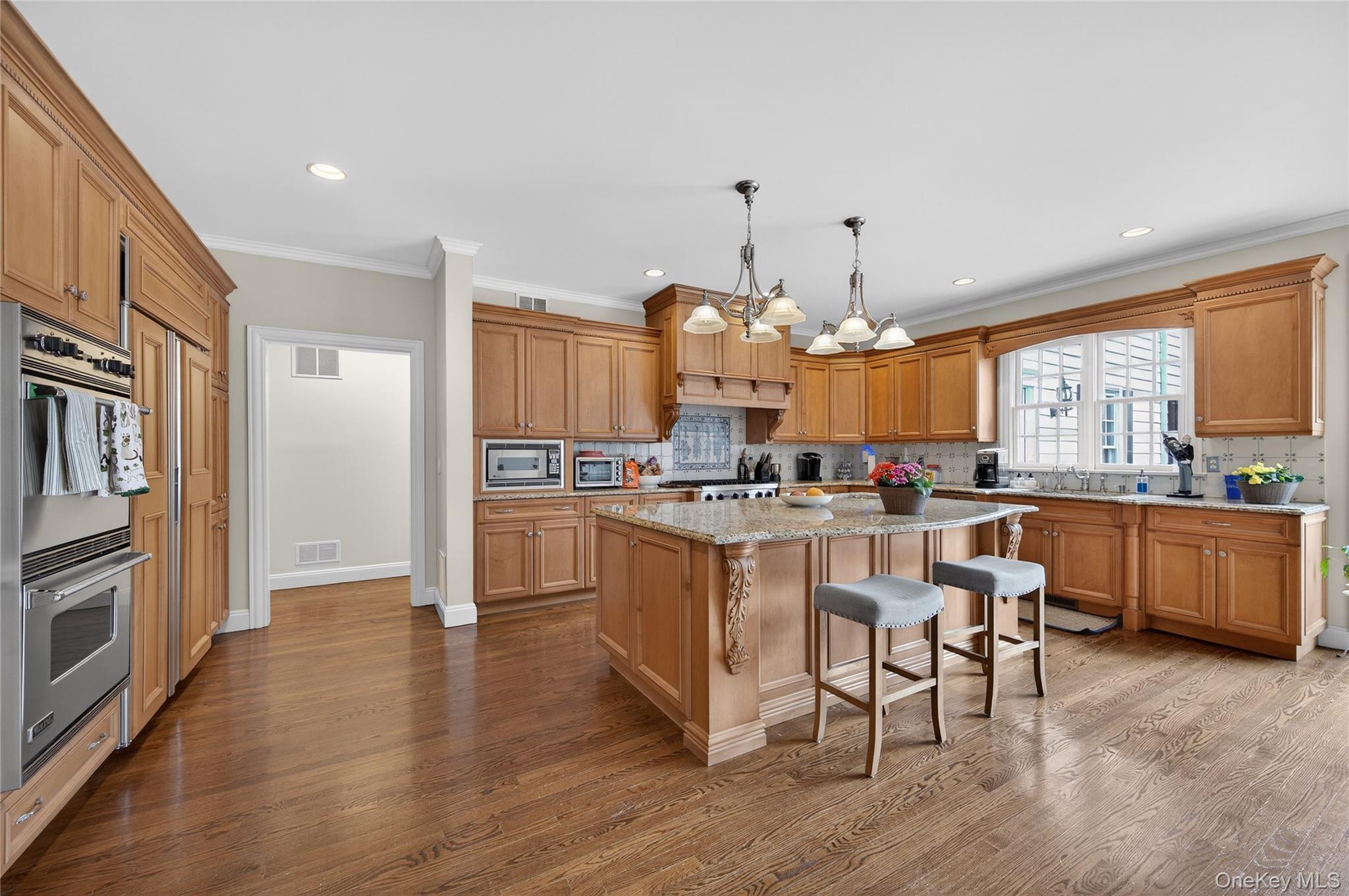 Single Family Muttontown Road Nassau County, NY 11791, MLS-1010916-10