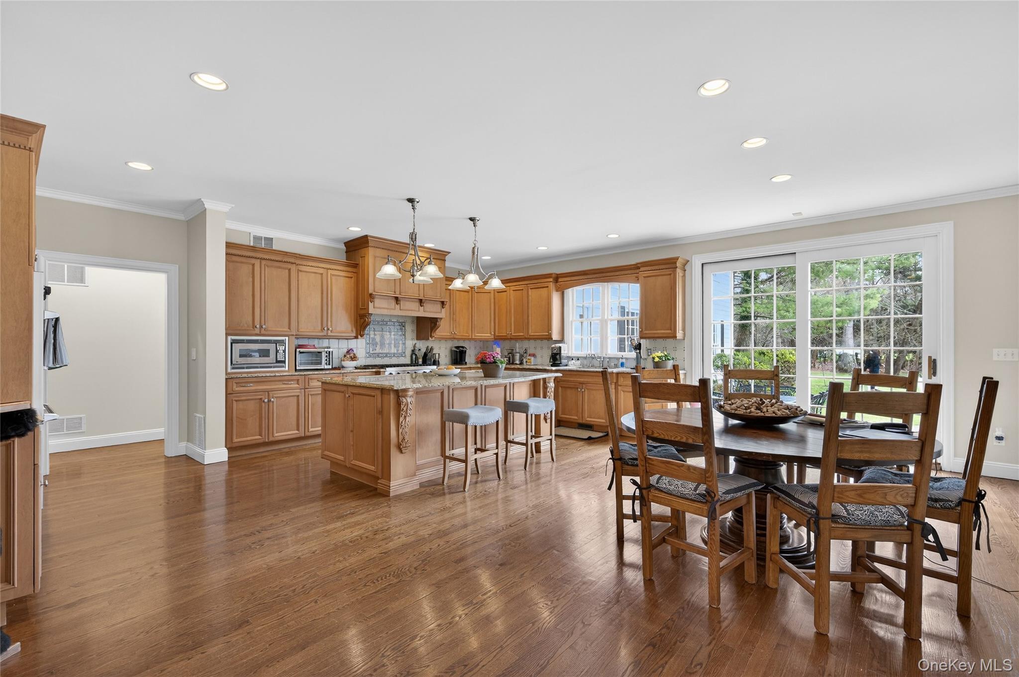 Single Family Muttontown Road Nassau County, NY 11791, MLS-1010916-12