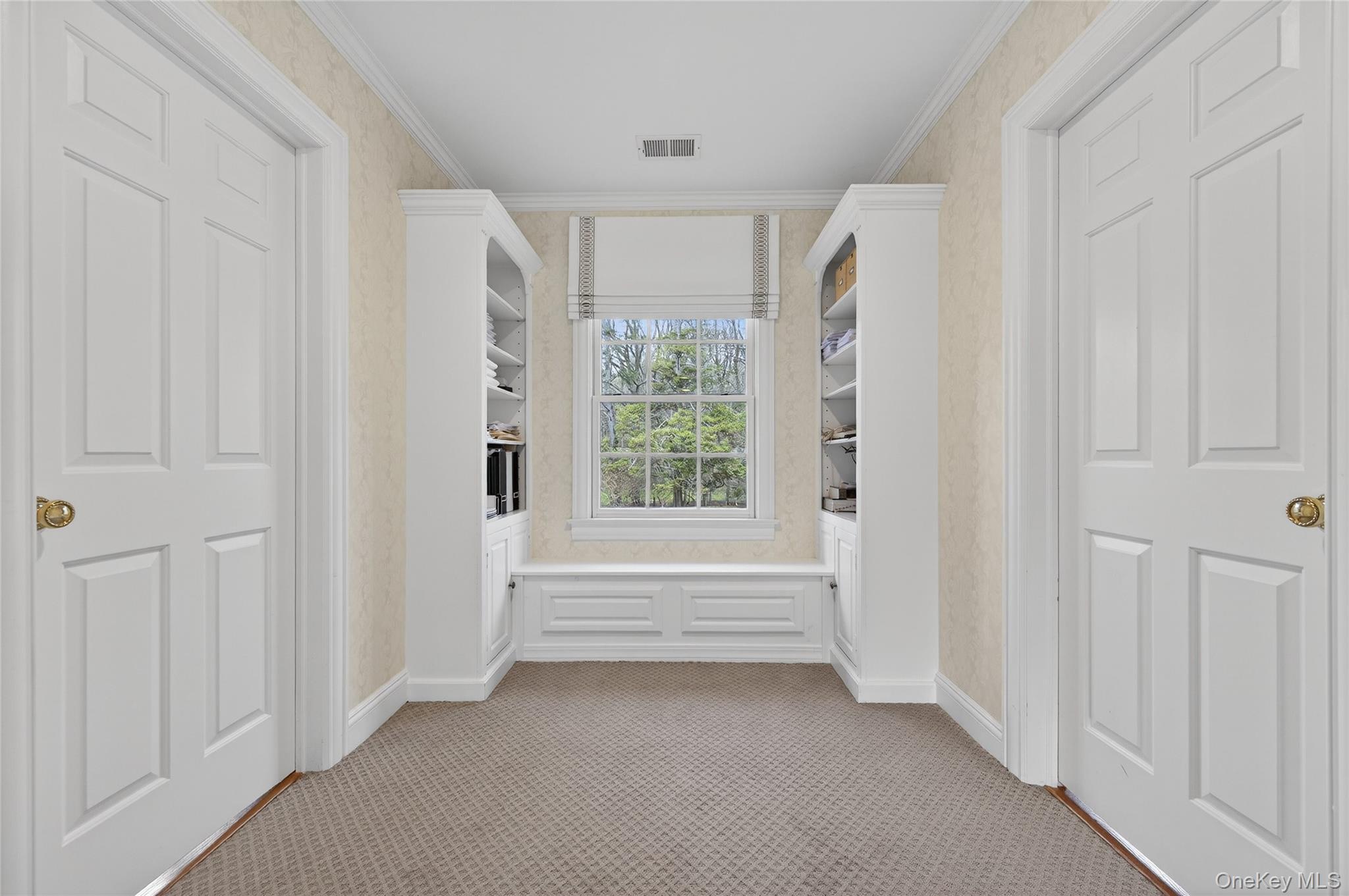 Single Family Muttontown Road Nassau County, NY 11791, MLS-1010916-17