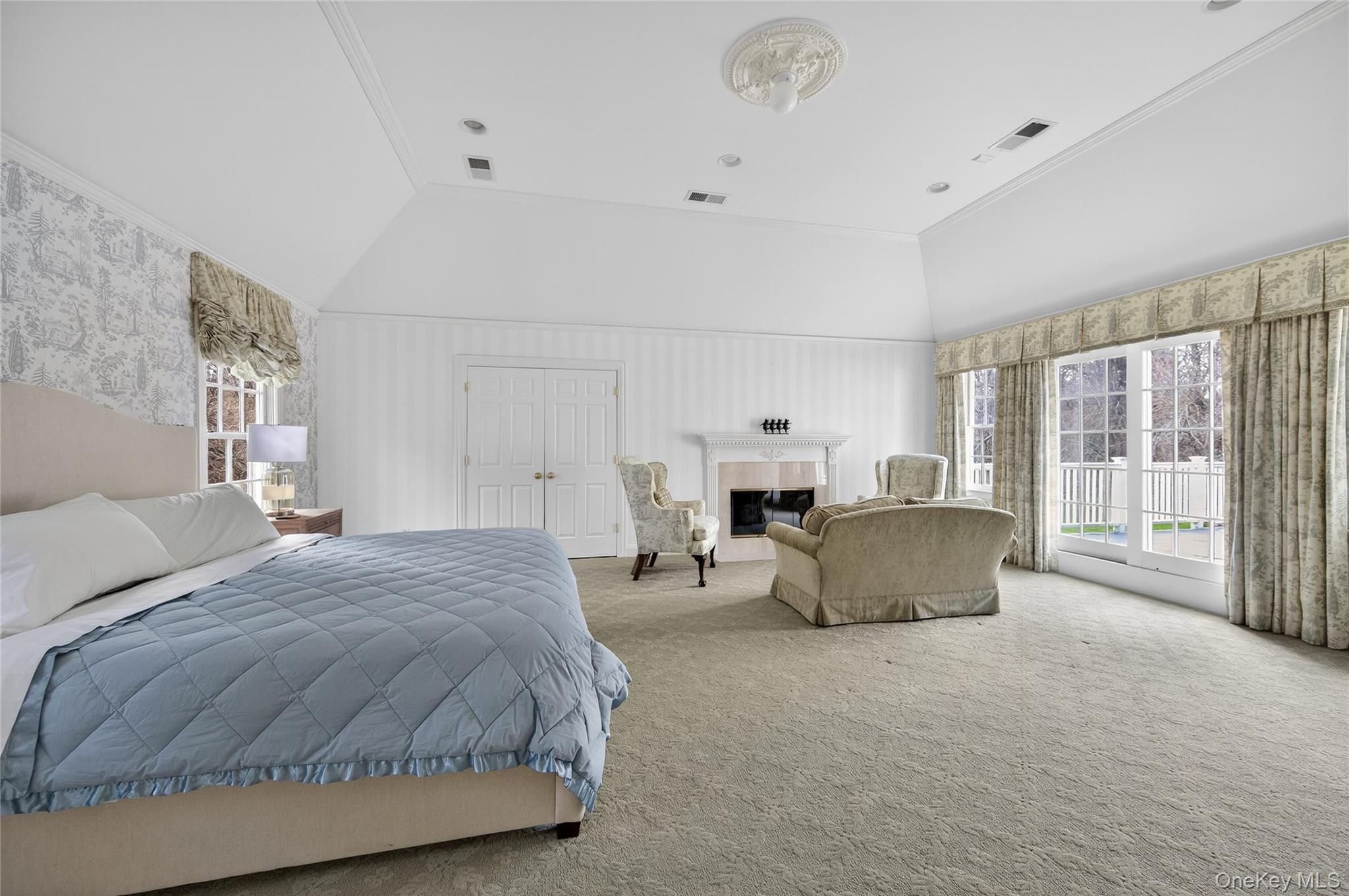 Single Family Muttontown Road Nassau County, NY 11791, MLS-1010916-19