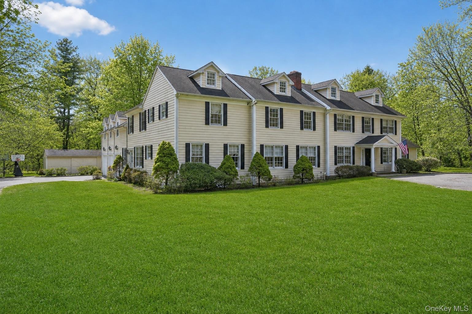 Single Family Muttontown Road  Nassau County, NY 11791, MLS-1010916-39