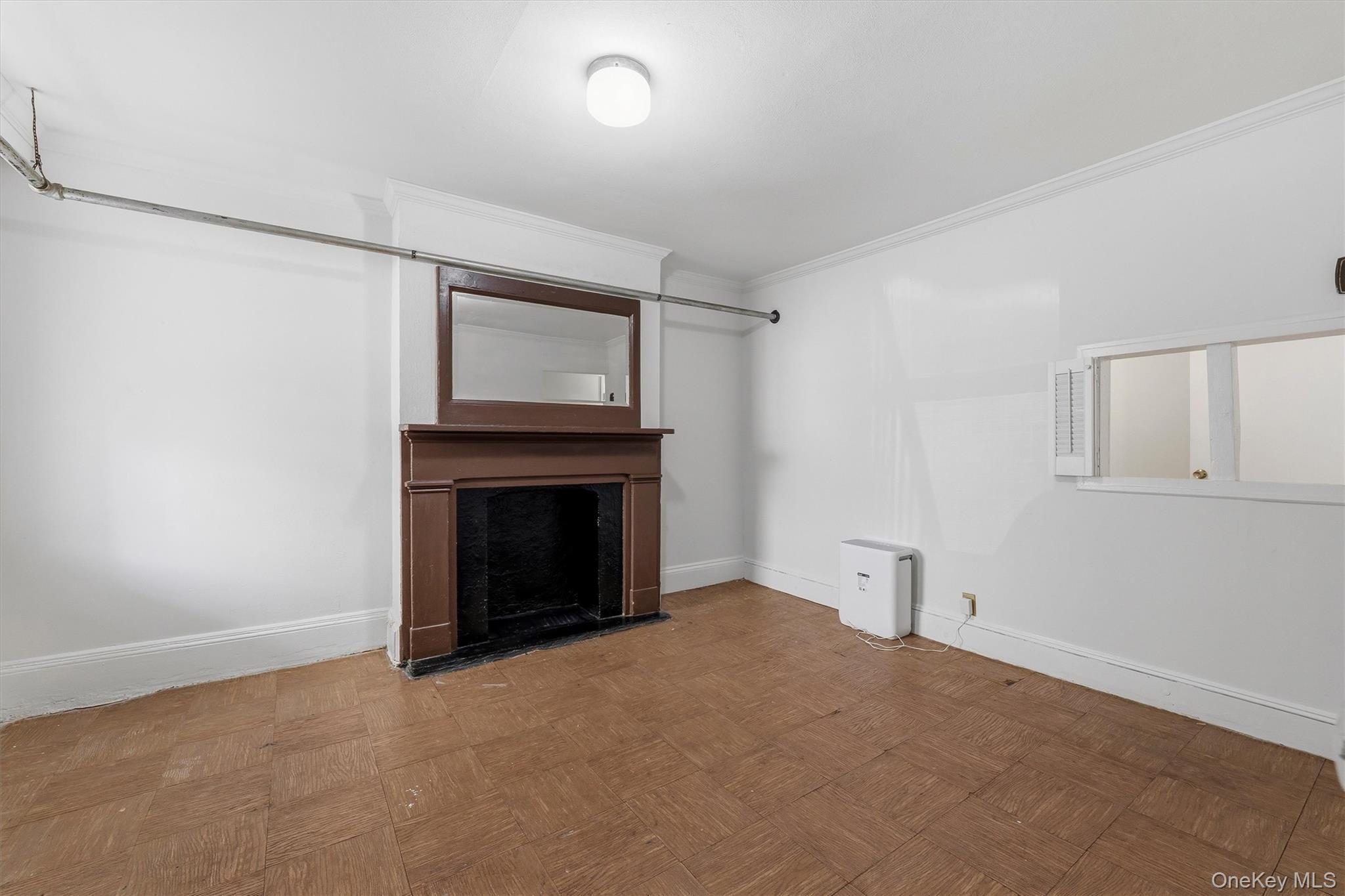 Single Family Vireo Avenue  Bronx, NY 10470, MLS-1010925-23