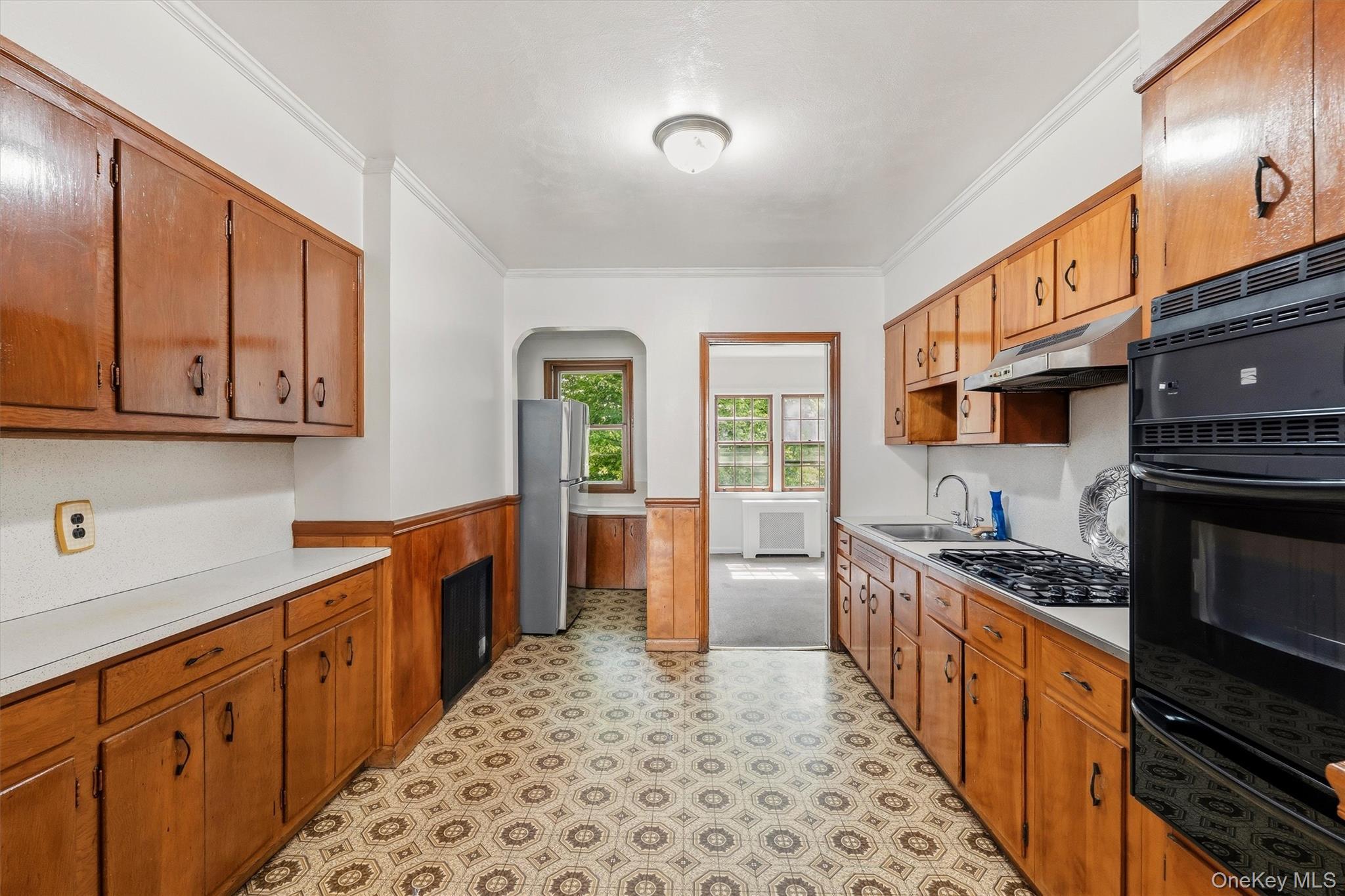 Single Family Vireo Avenue  Bronx, NY 10470, MLS-1010925-6