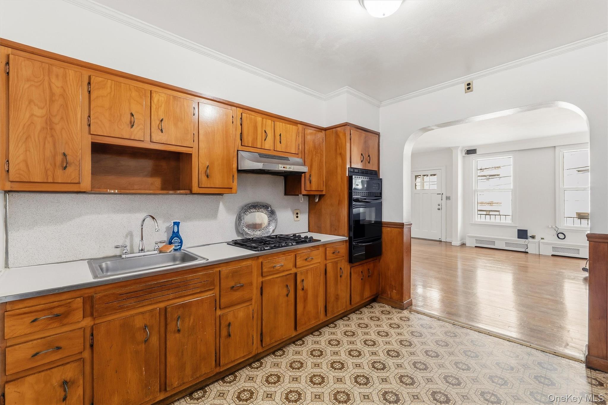 Single Family Vireo Avenue  Bronx, NY 10470, MLS-1010925-7