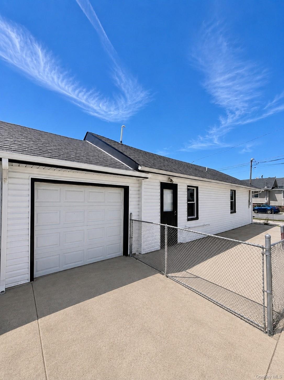 Single Family Walnut Road  Nassau County, NY 11096, MLS-1010926-3