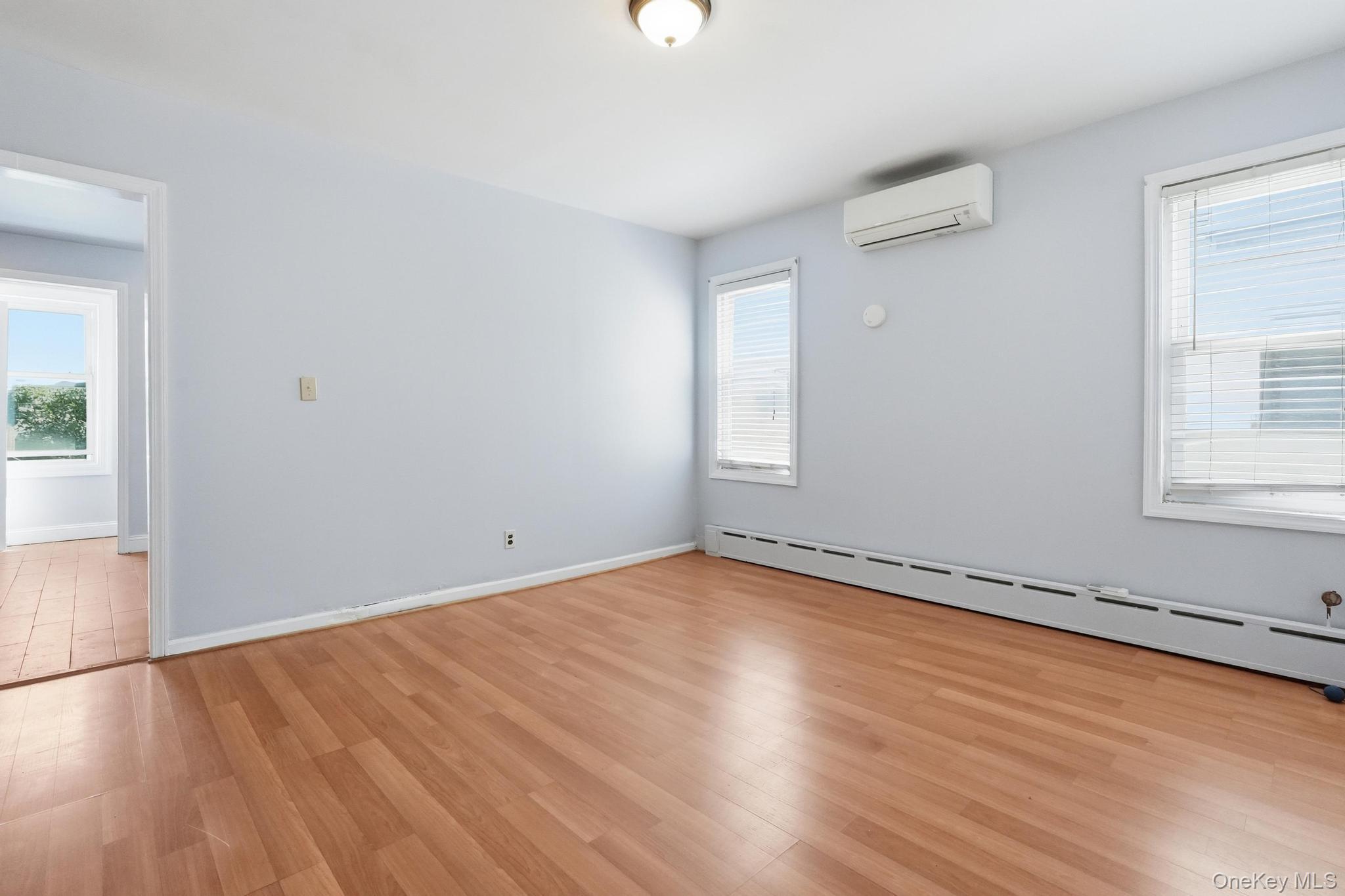 Single Family Winchester Queens, NY 11428, MLS-1010928-24