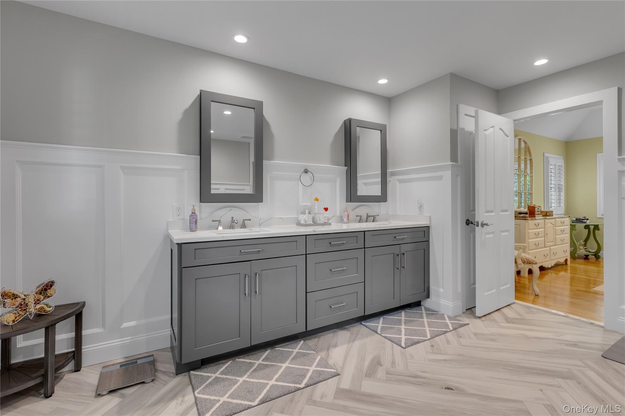 Single Family Landing Lane  Suffolk County, NY 11933, MLS-1010933-16