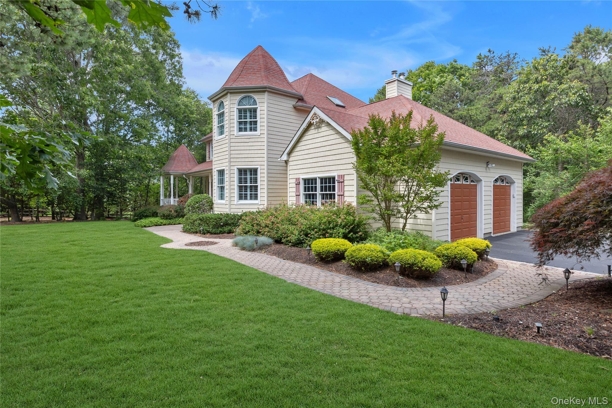 Single Family Landing Lane  Suffolk County, NY 11933, MLS-1010933-25