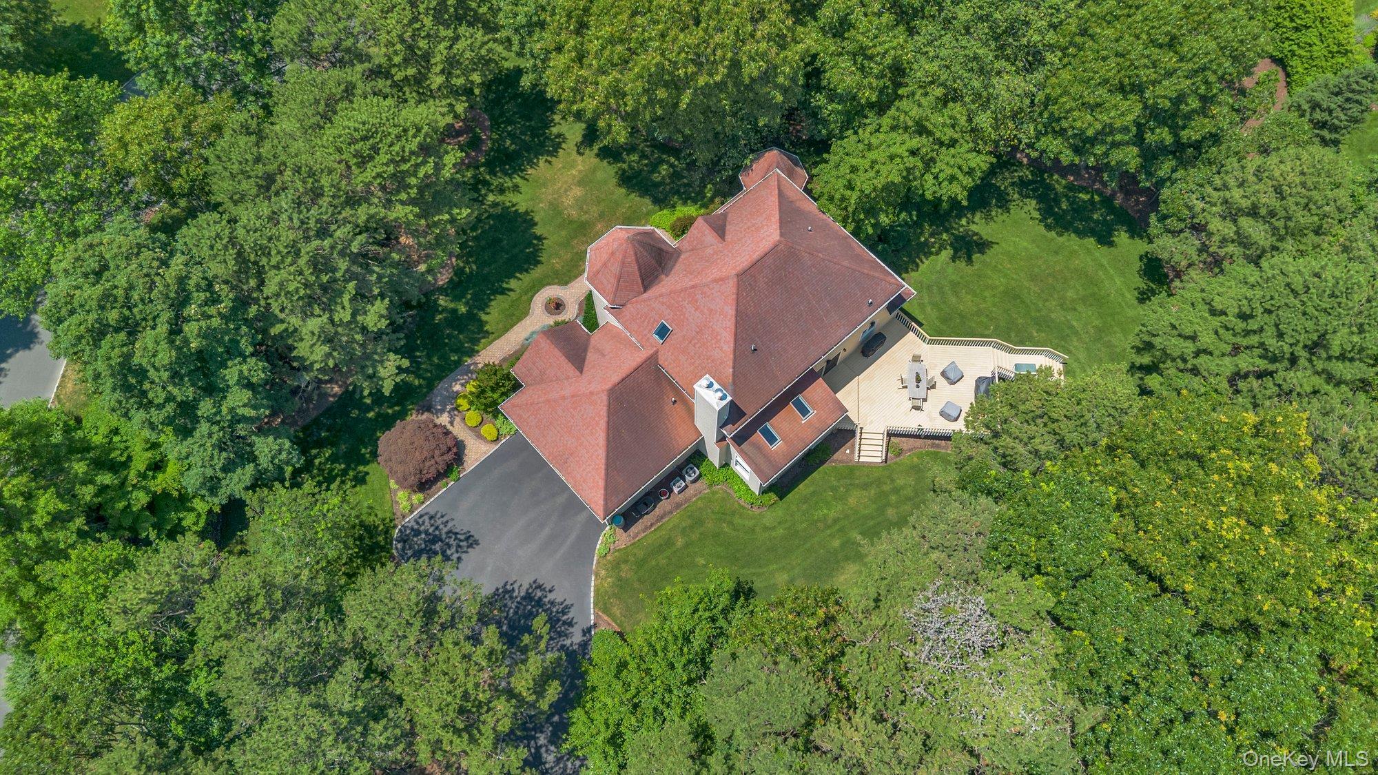 Single Family Landing Lane  Suffolk County, NY 11933, MLS-1010933-33