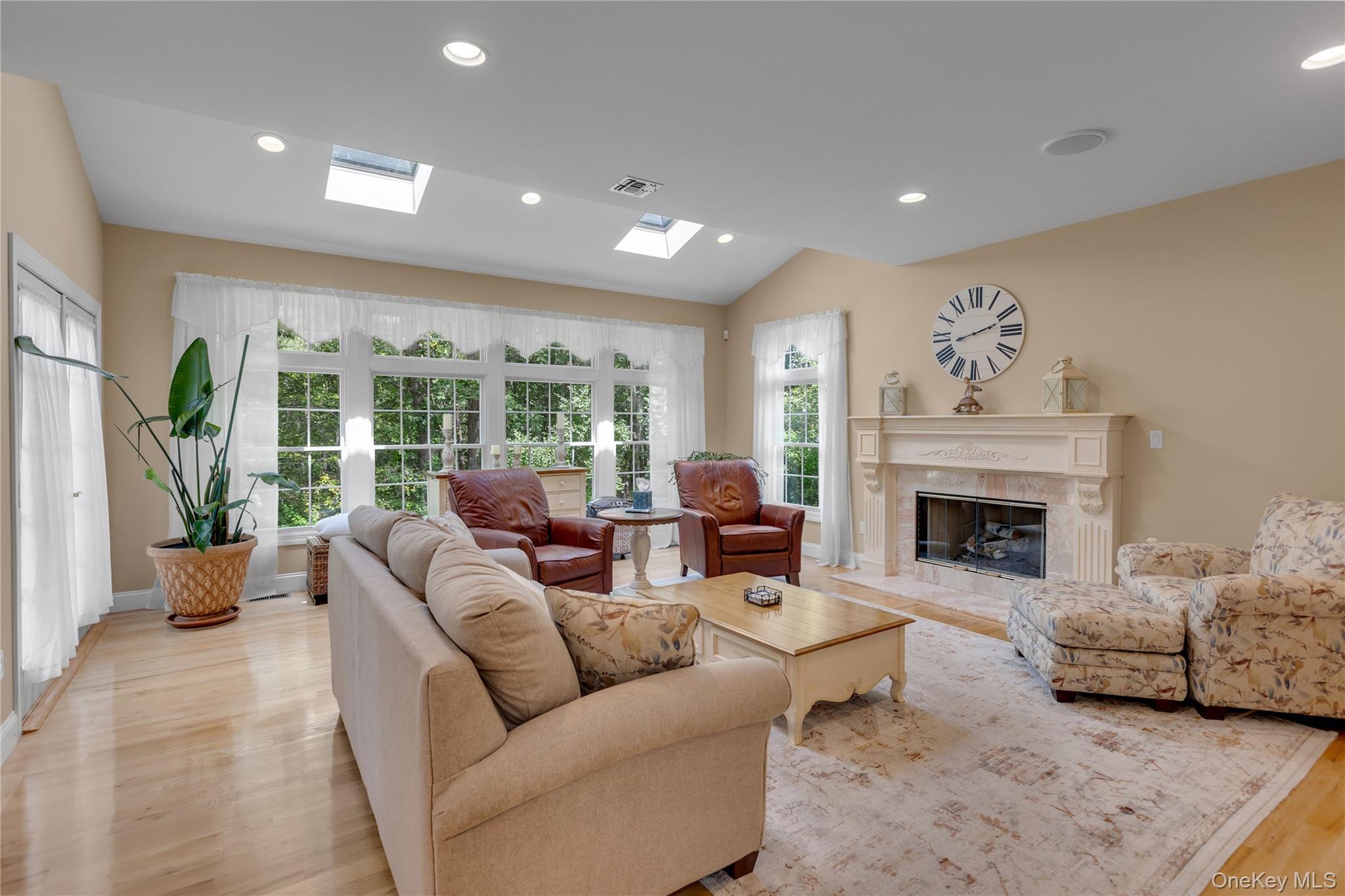 Single Family Landing Lane  Suffolk County, NY 11933, MLS-1010933-6