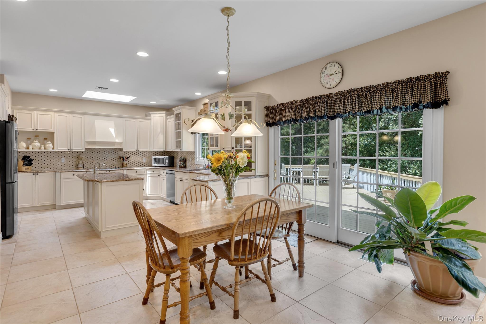 Single Family Landing Lane  Suffolk County, NY 11933, MLS-1010933-9