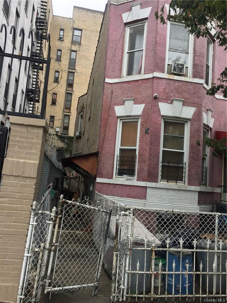 Single Family Longfellow Avenue Bronx, NY 10474, MLS-1010972-3