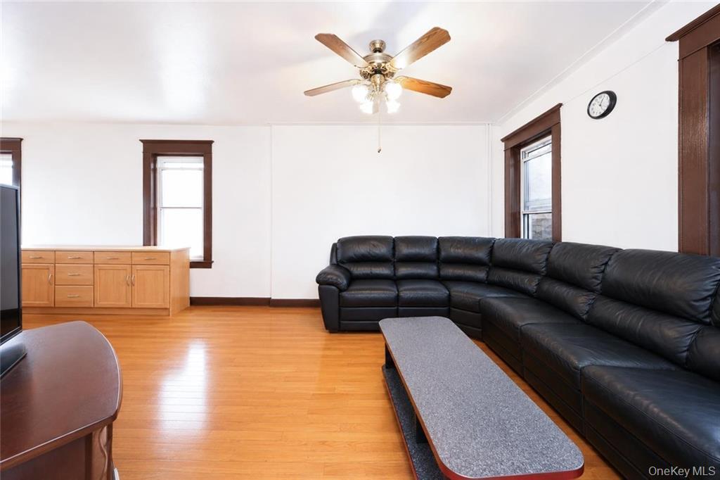 Single Family Forbell Brooklyn, NY 11208, MLS-1011011-6