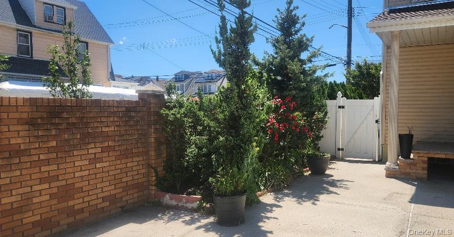 Single Family 116th  Queens, NY 11420, MLS-1011031-26