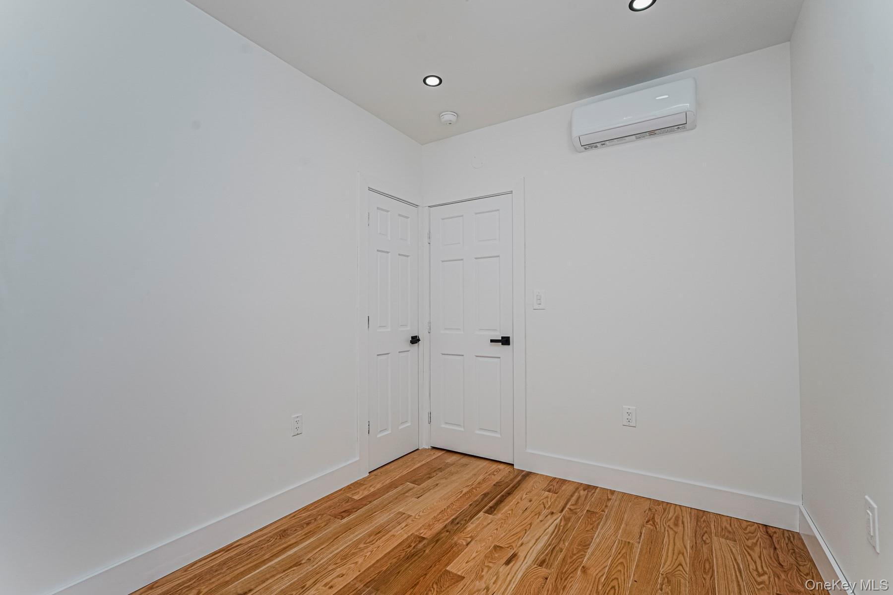 Single Family 54th  Brooklyn, NY 11234, MLS-1011105-15