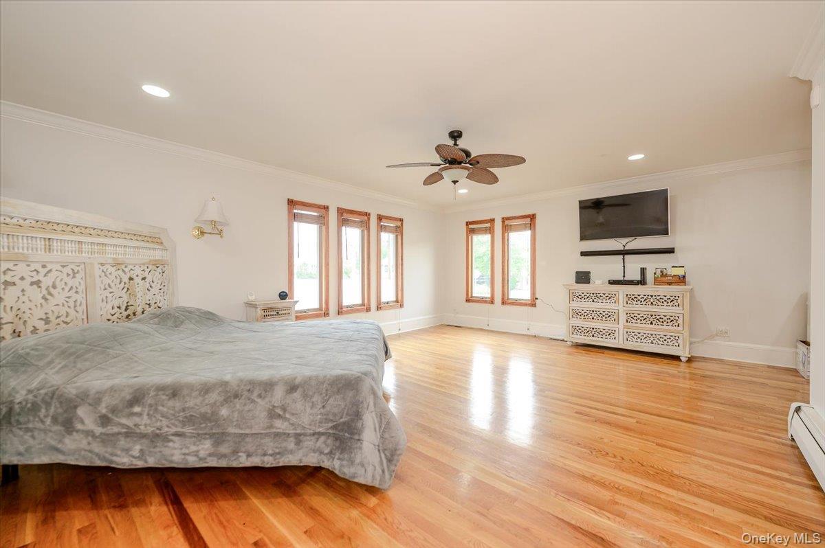 Single Family Edmore Lane  Suffolk County, NY 11795, MLS-1011134-13