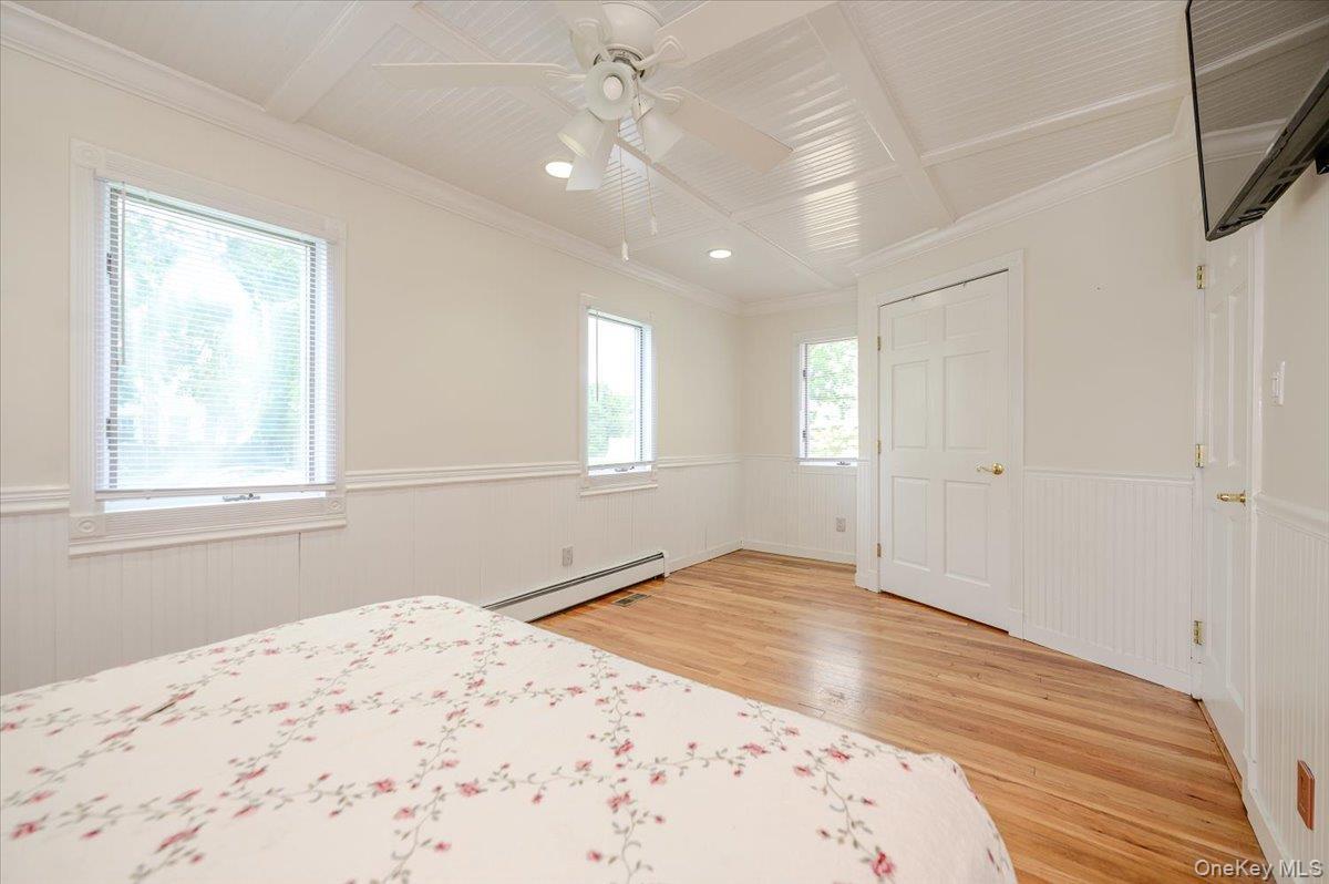Single Family Edmore Lane  Suffolk County, NY 11795, MLS-1011134-17