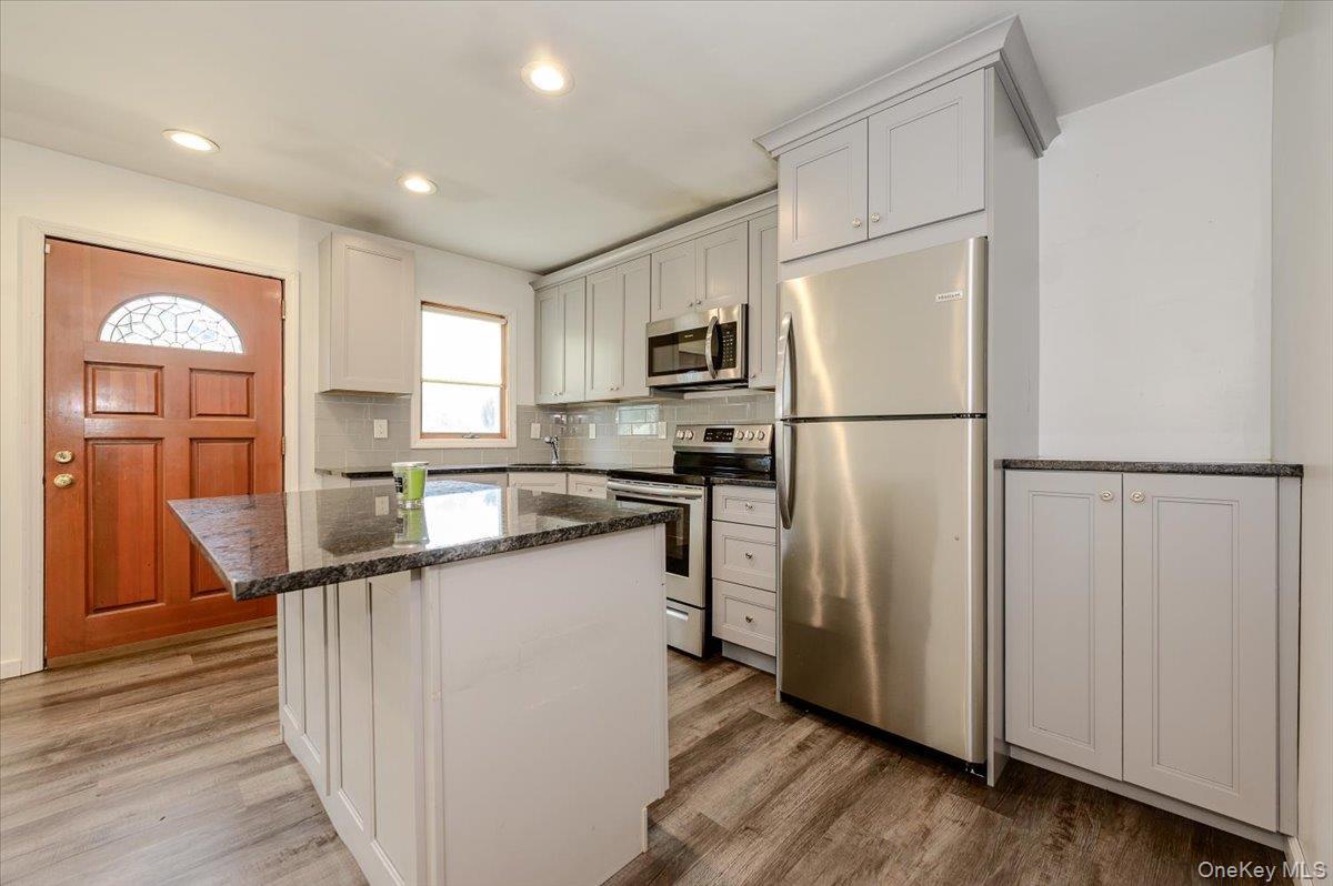 Single Family Edmore Lane  Suffolk County, NY 11795, MLS-1011134-26