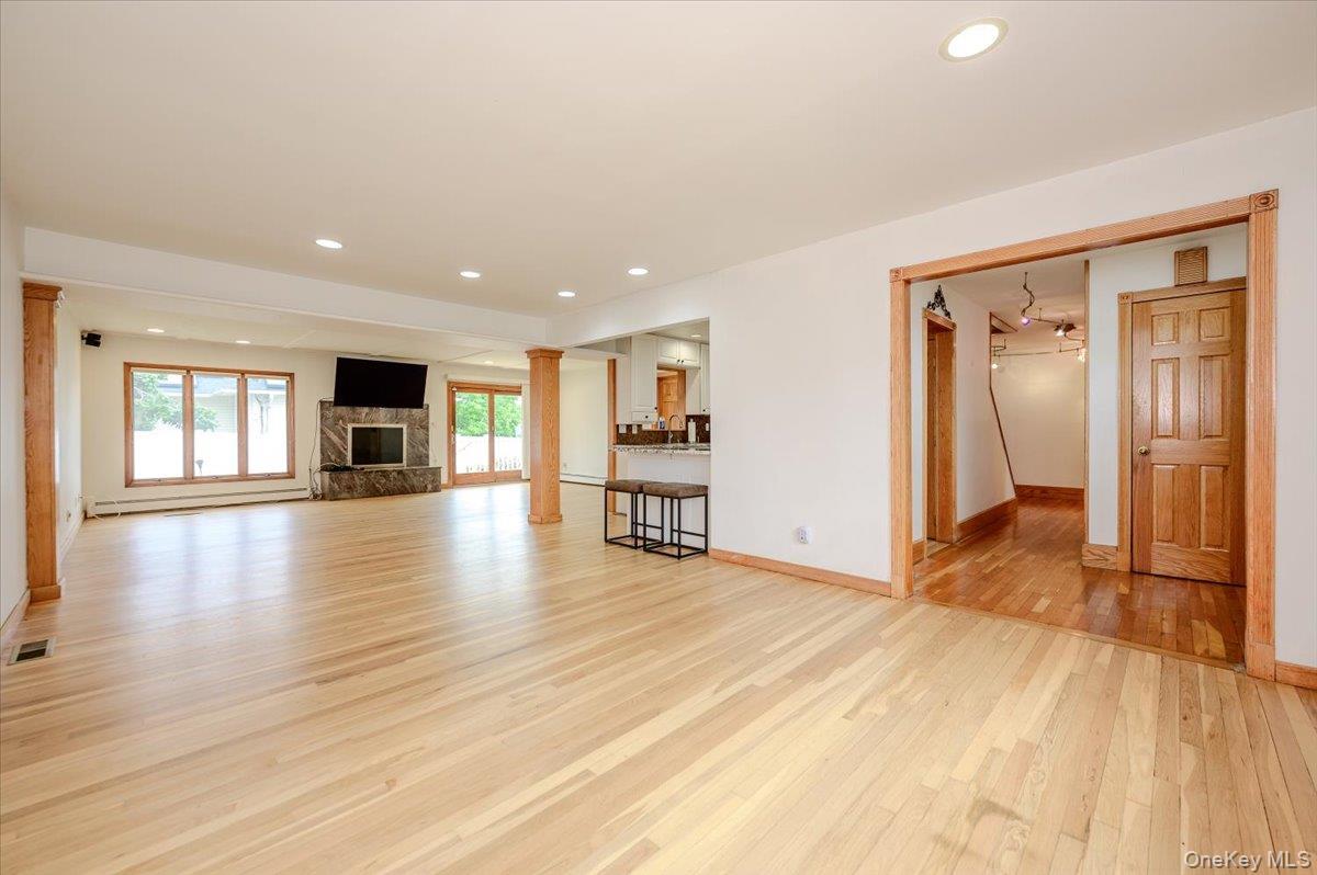 Single Family Edmore Lane  Suffolk County, NY 11795, MLS-1011134-3