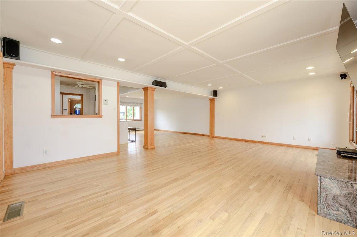 Single Family Edmore Lane  Suffolk County, NY 11795, MLS-1011134-4