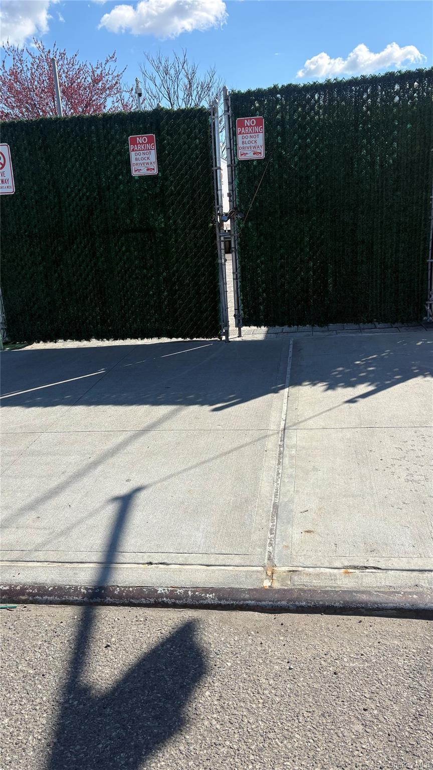 Land Crossbay  Queens, NY 11414, MLS-1011151-3