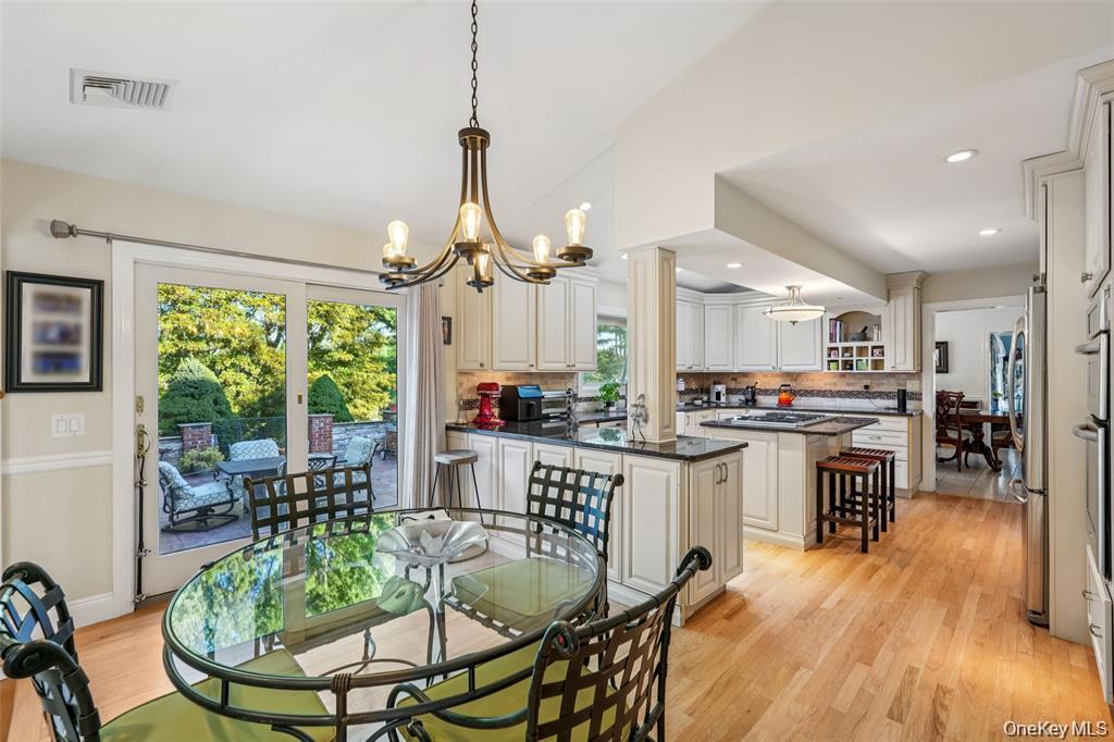 Single Family Abbey Road Rockland County, NY 10962, MLS-1011155-2