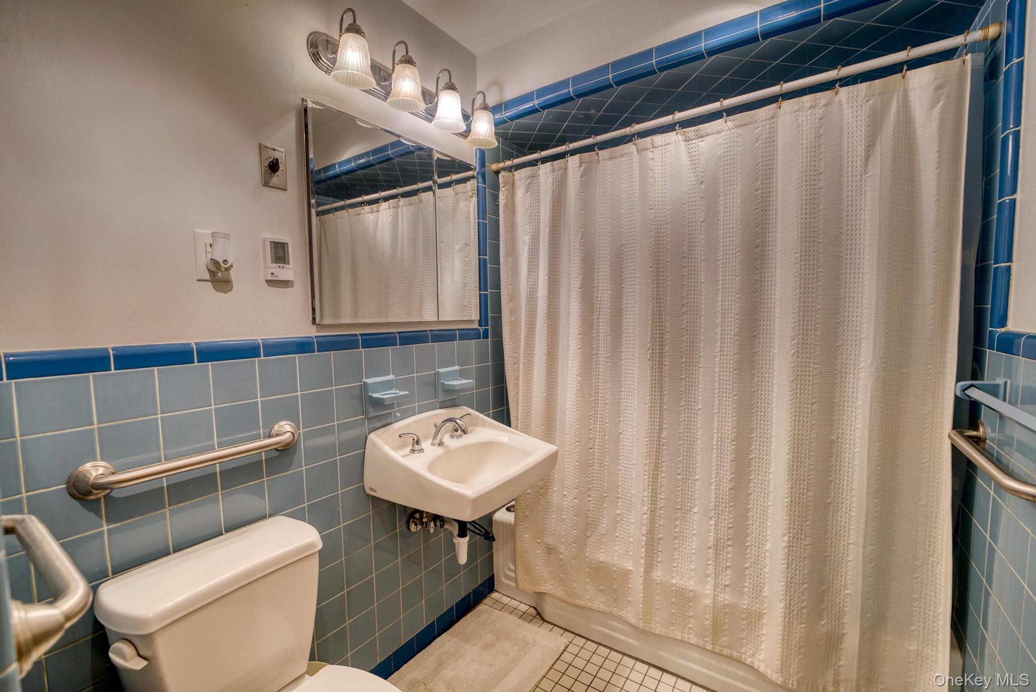 Single Family Rifton Terrace Ulster County, NY 12471, MLS-1011185-21