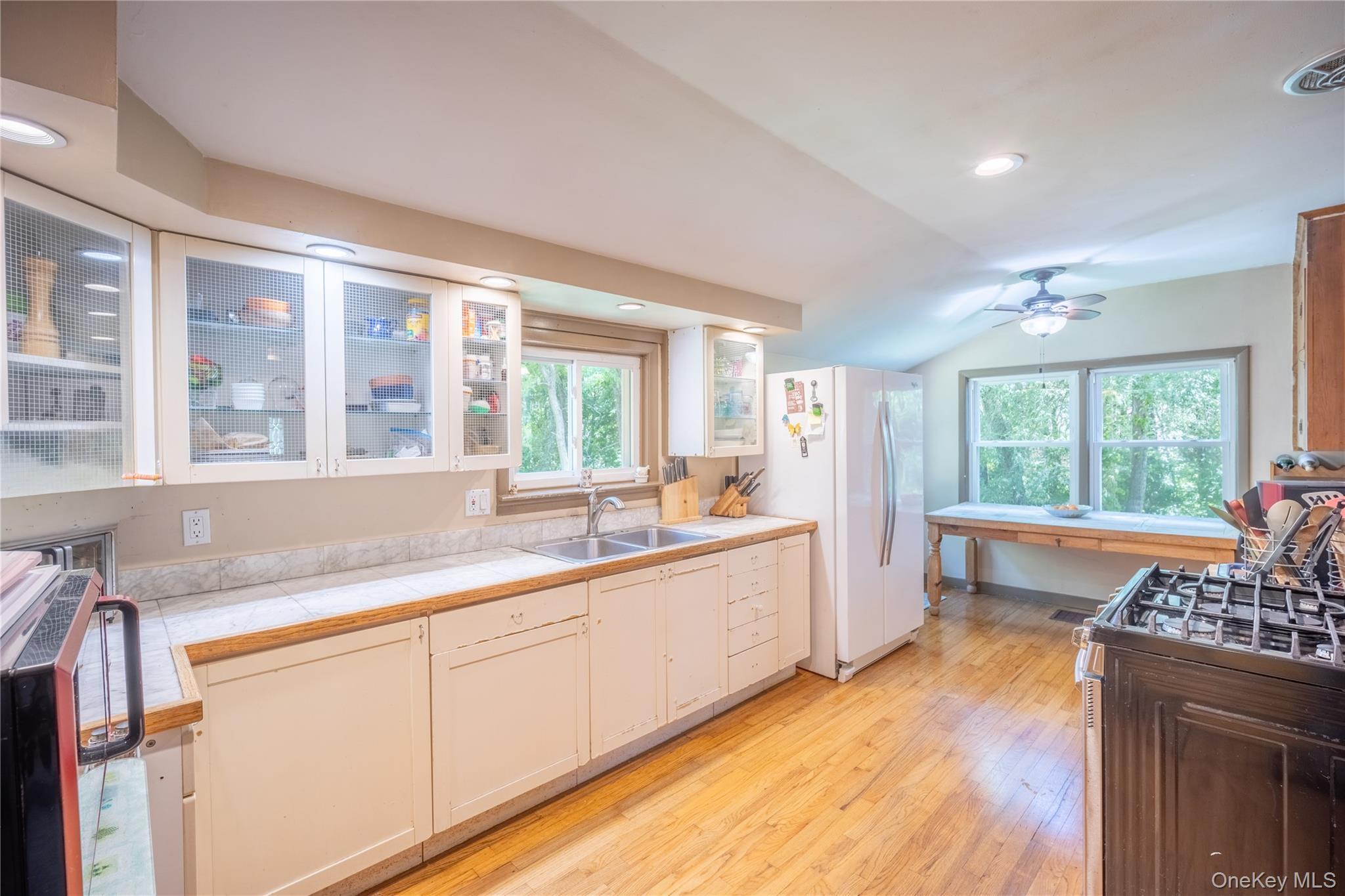 Single Family Ohioville Road S Ulster County, NY 12561, MLS-1011202-17