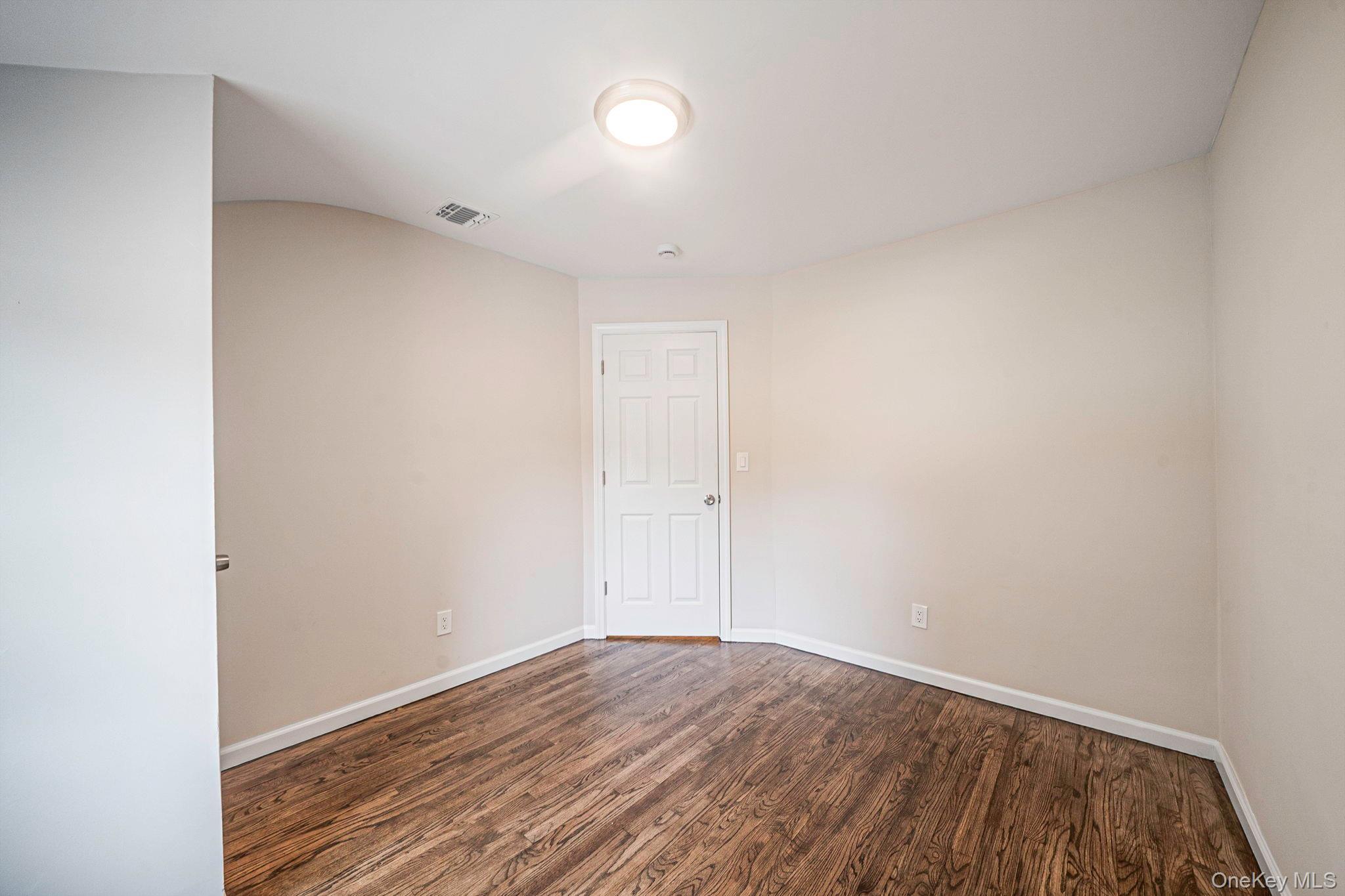Single Family Americus Avenue  Suffolk County, NY 11772, MLS-1011214-25
