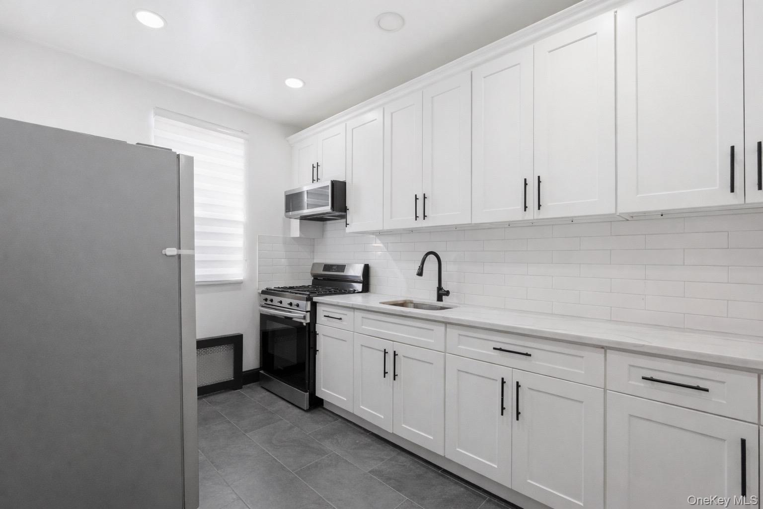 Single Family 54th Street Queens, NY 11378, MLS-1011215-7