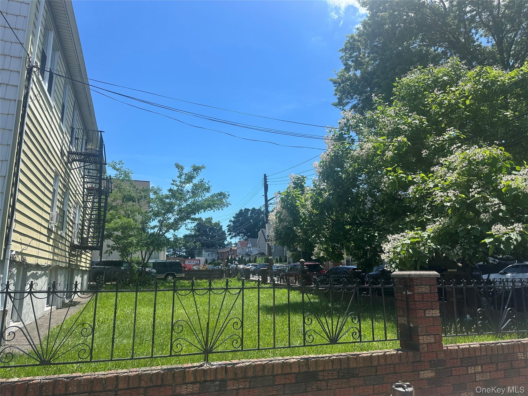 Single Family 27th Queens, NY 11369, MLS-1011227-3