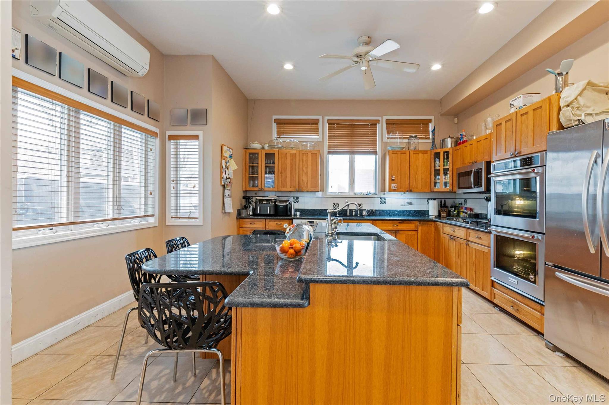 Single Family Beach 3rd Street  Queens, NY 11691, MLS-1011261-10