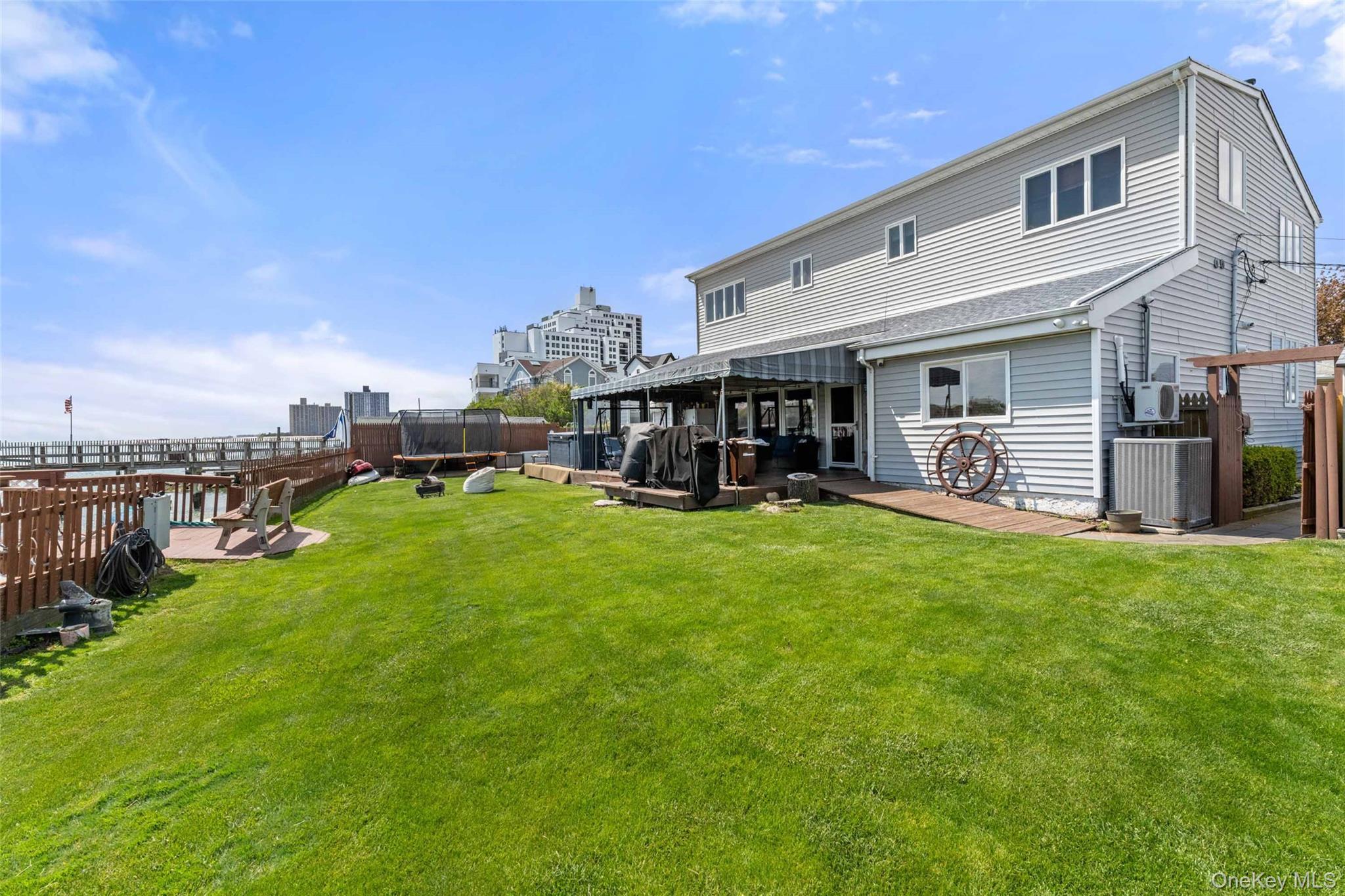 Single Family Beach 3rd Street  Queens, NY 11691, MLS-1011261-26