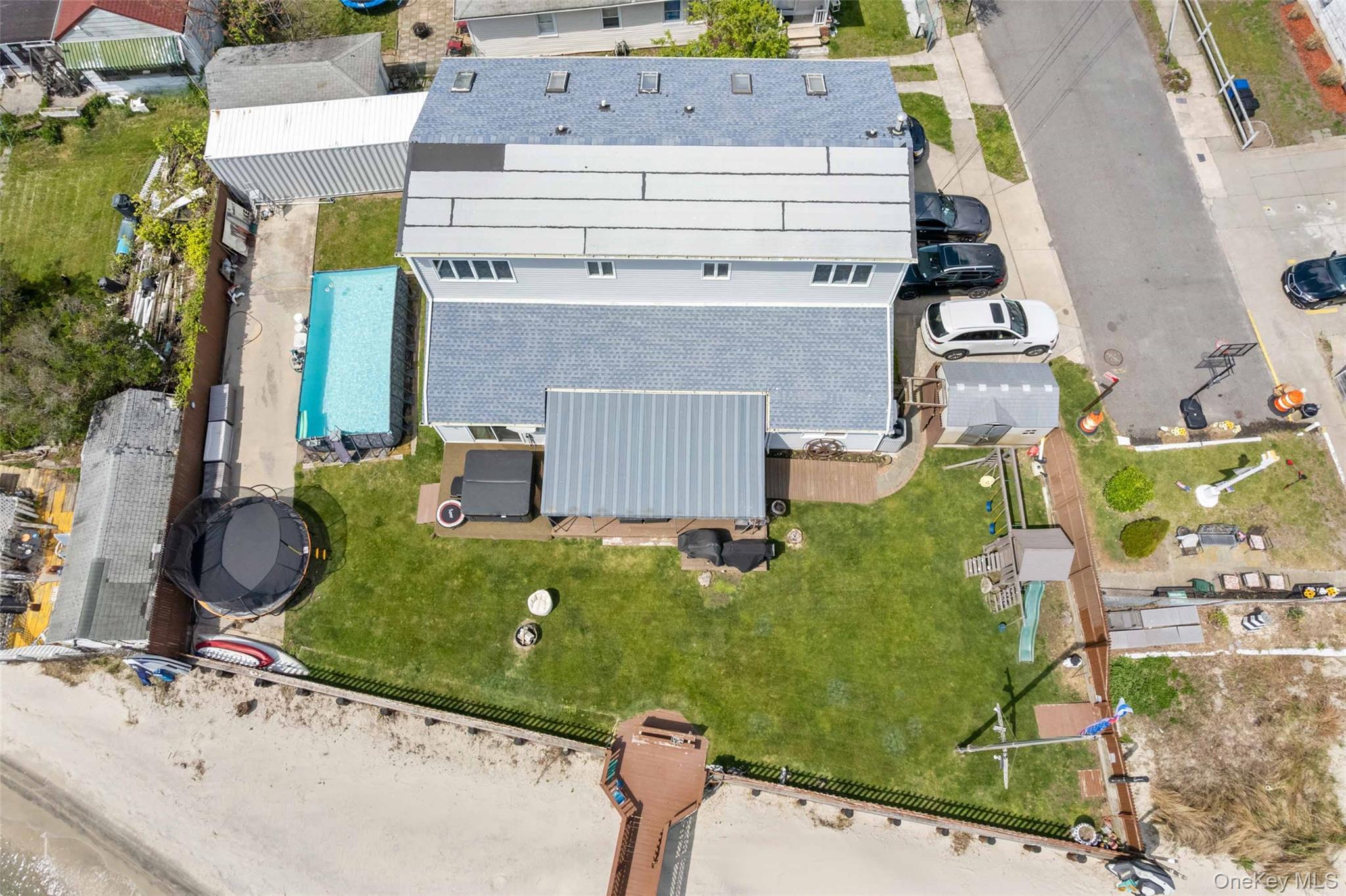 Single Family Beach 3rd Street  Queens, NY 11691, MLS-1011261-31