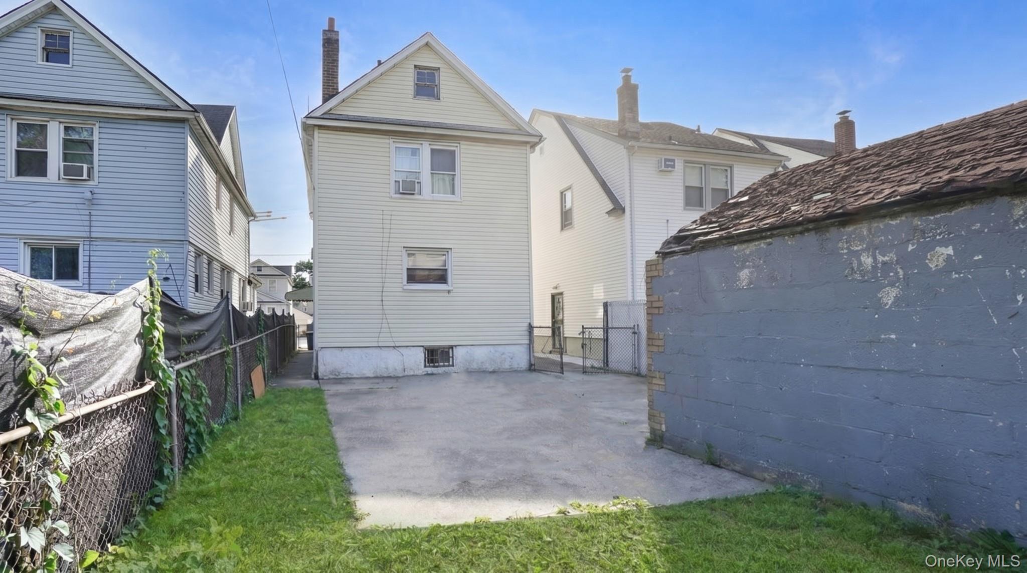 Single Family 173rd Street Queens, NY 11433, MLS-1011262-26
