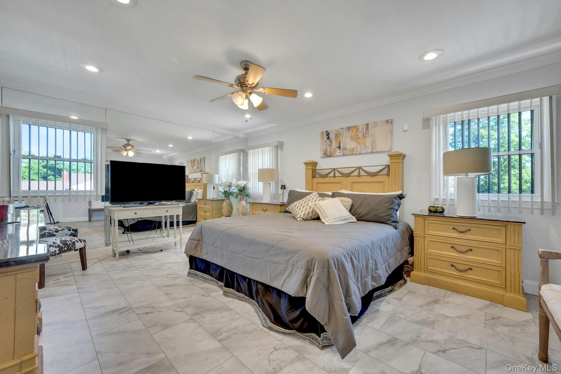 Single Family Windsor Oval Westchester County, NY 10805, MLS-1011278-13