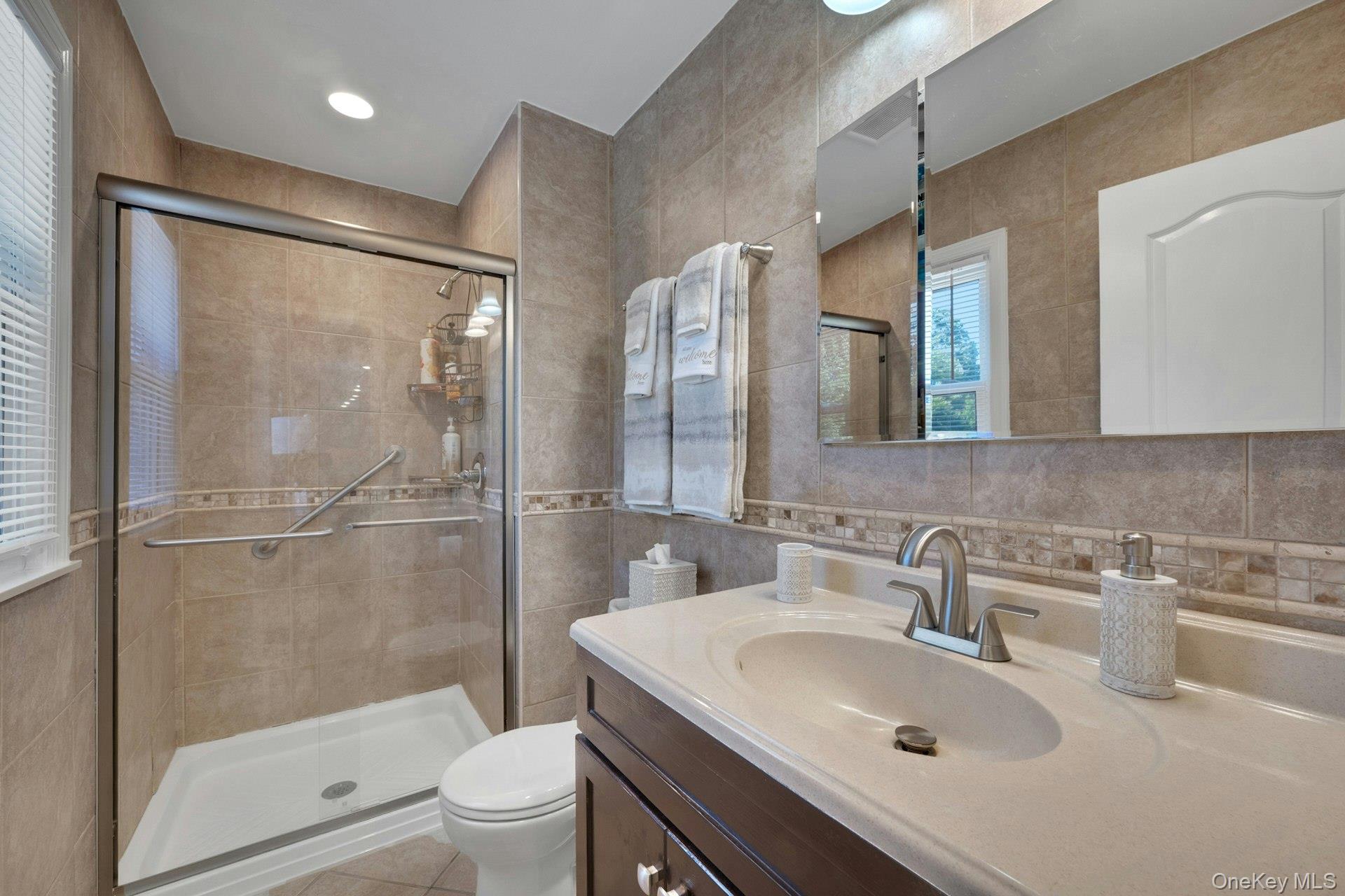 Single Family Windsor Oval Westchester County, NY 10805, MLS-1011278-14