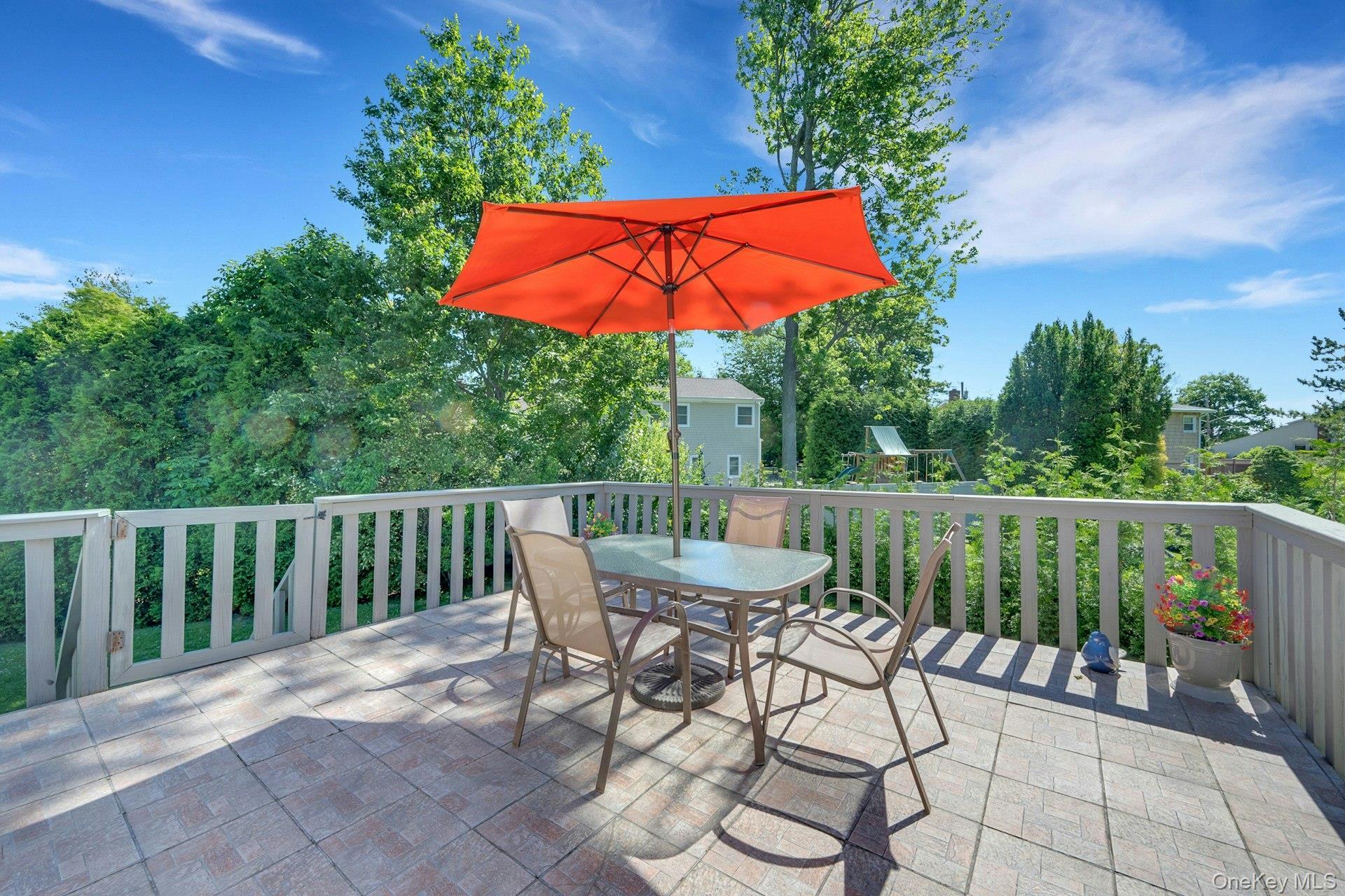 Single Family Windsor Oval Westchester County, NY 10805, MLS-1011278-25