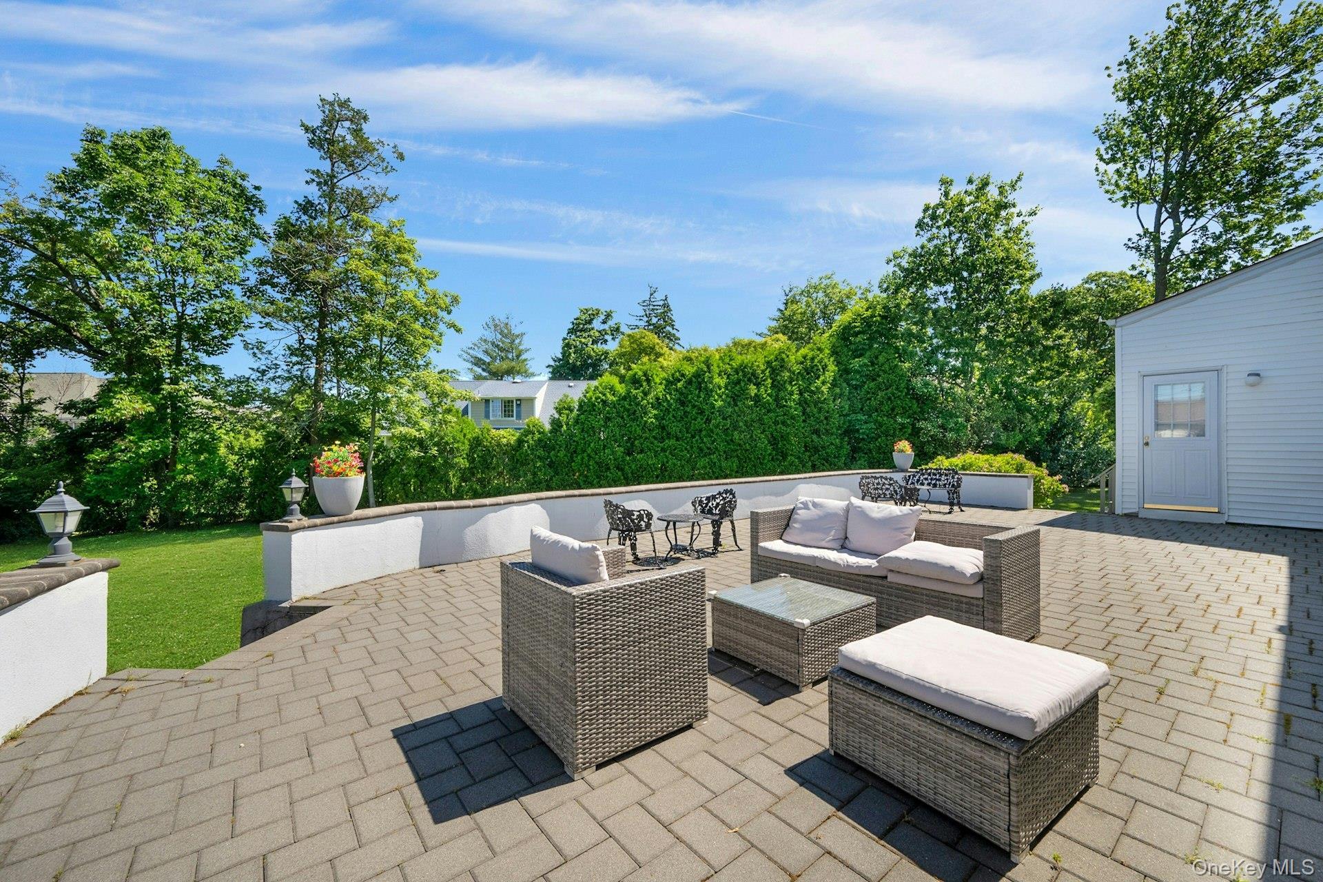 Single Family Windsor Oval Westchester County, NY 10805, MLS-1011278-28