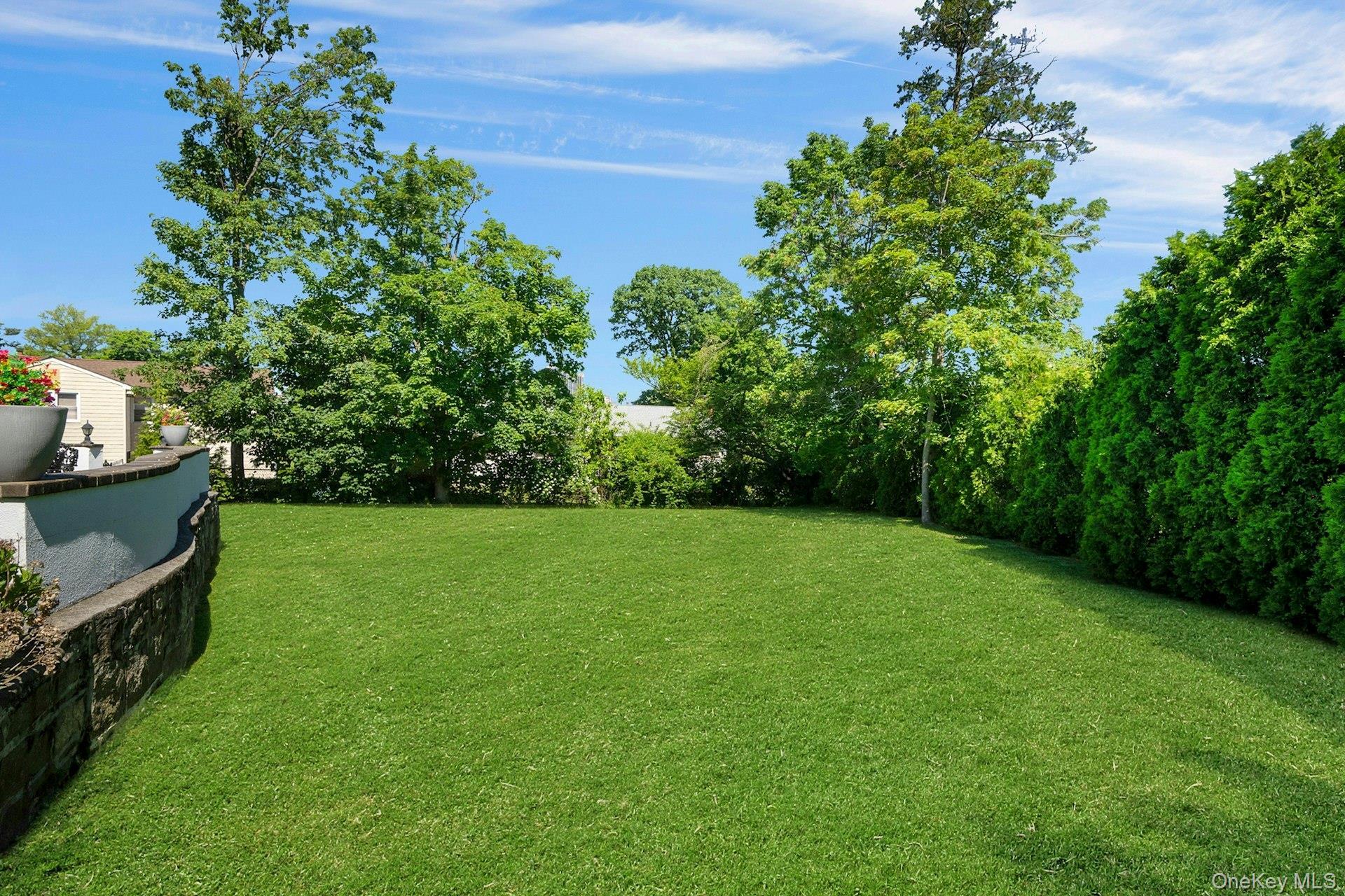 Single Family Windsor Oval Westchester County, NY 10805, MLS-1011278-31