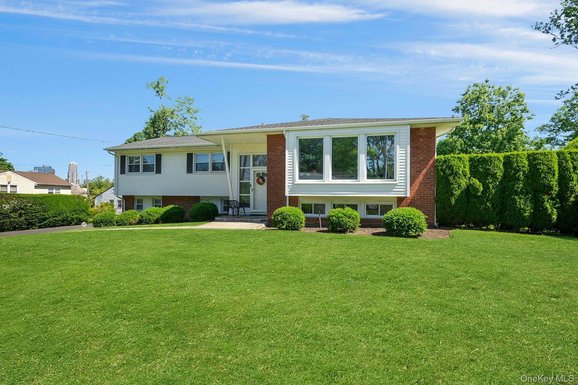 Single Family Windsor Oval Westchester County, NY 10805, MLS-1011278-35