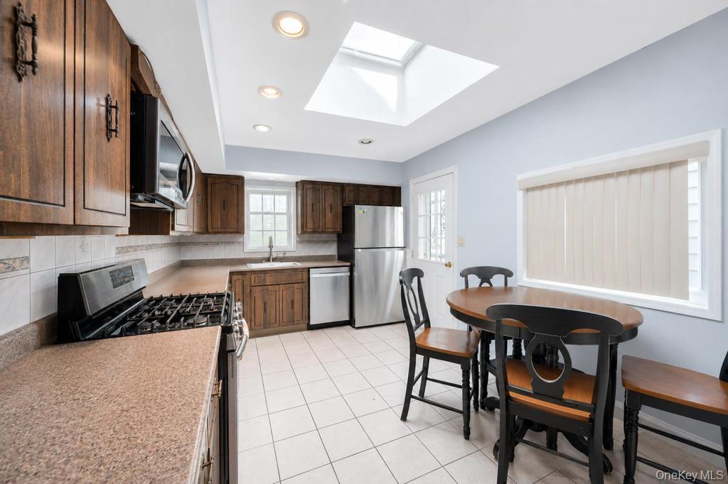 Single Family 84th Street Queens, NY 11421, MLS-1011328-17