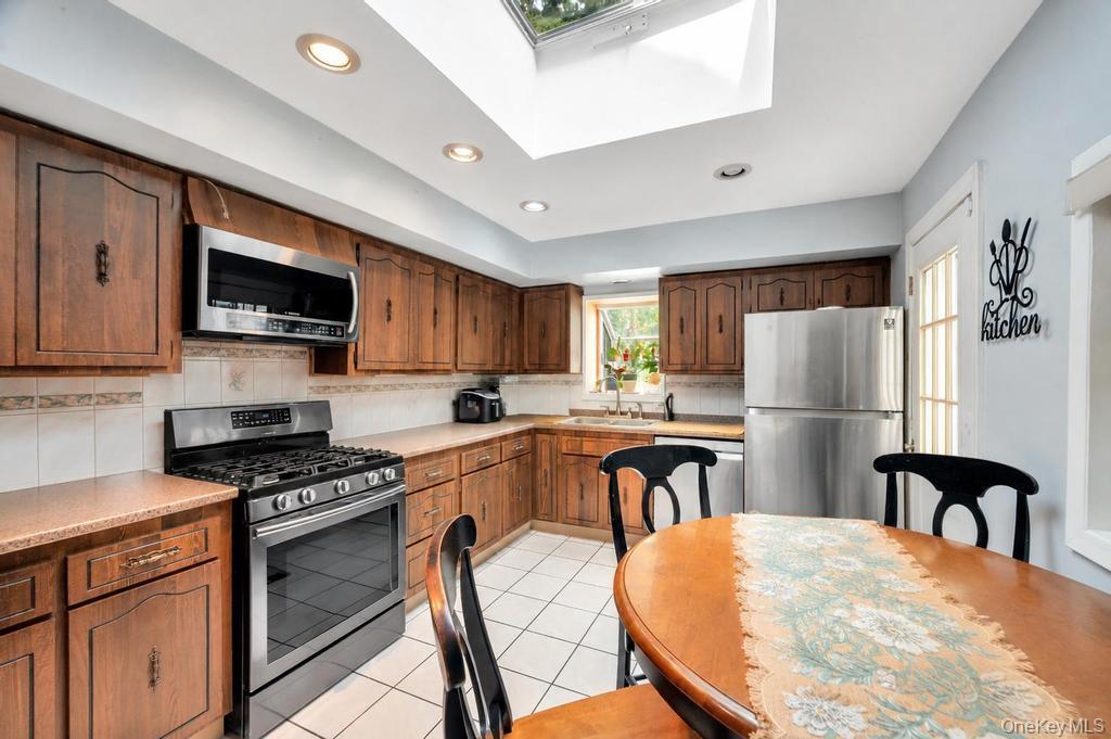 Single Family 84th Street Queens, NY 11421, MLS-1011328-18