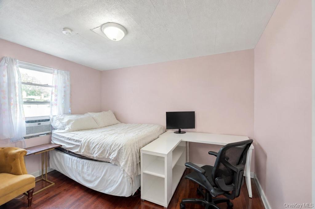 Single Family 84th Street Queens, NY 11421, MLS-1011328-25