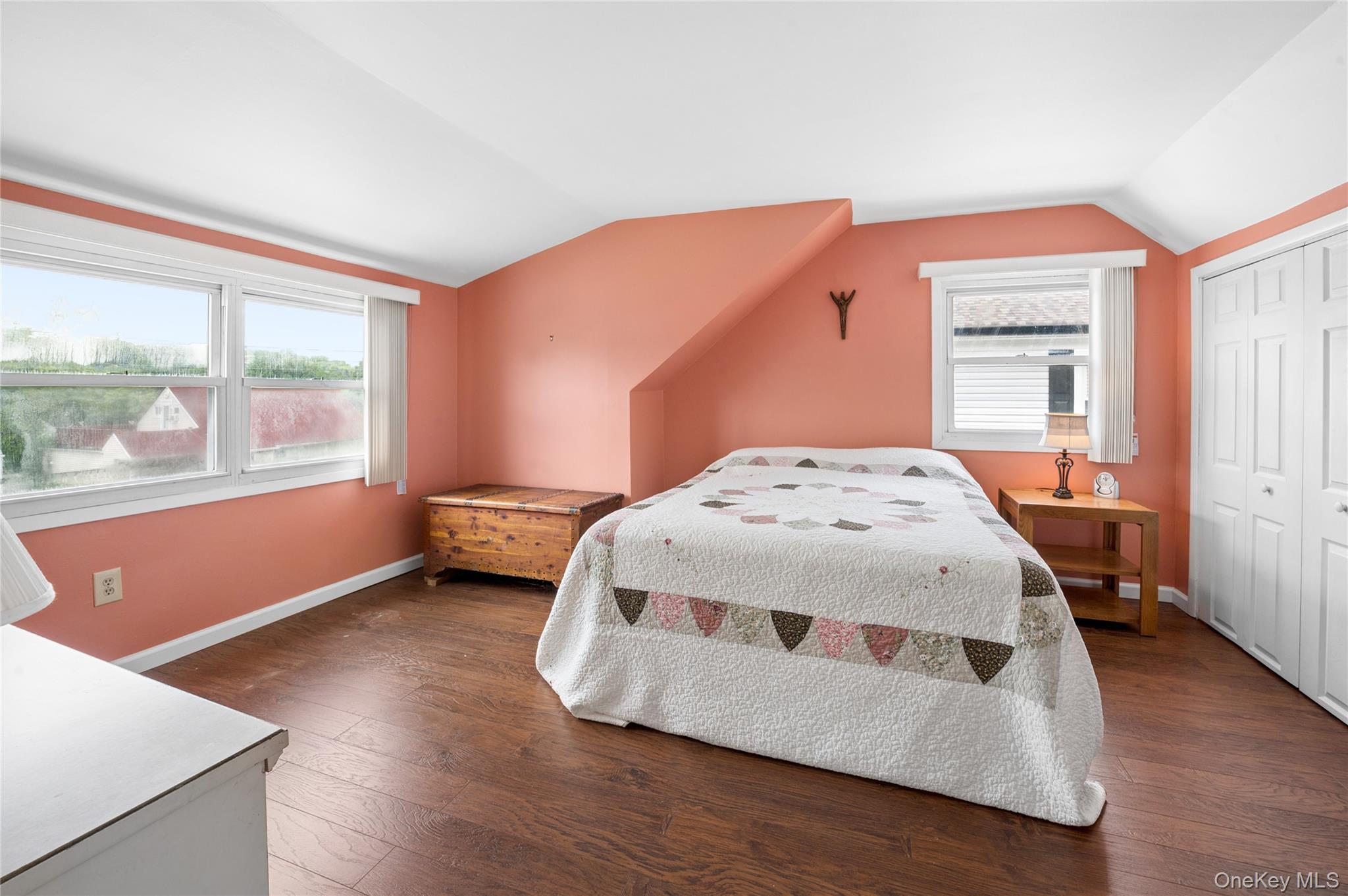 Single Family Hazelton Road Westchester County, NY 10710, MLS-1011334-16