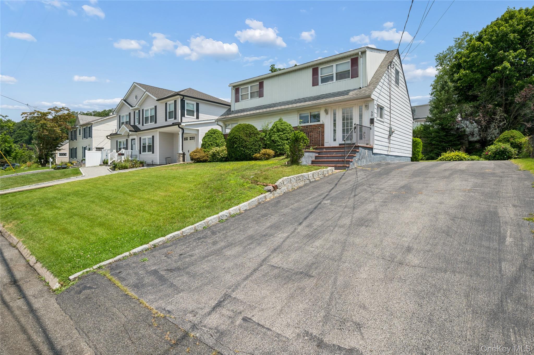 Single Family Hazelton Road Westchester County, NY 10710, MLS-1011334-2